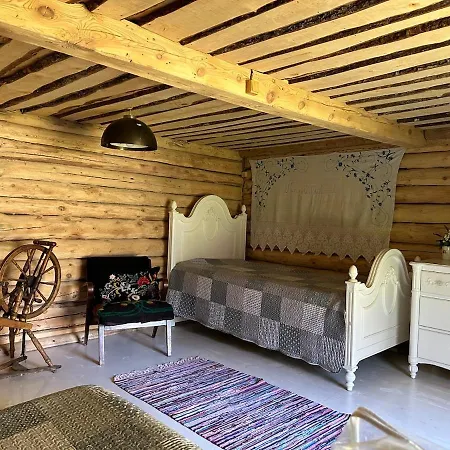 Adussoni In Lahemaa